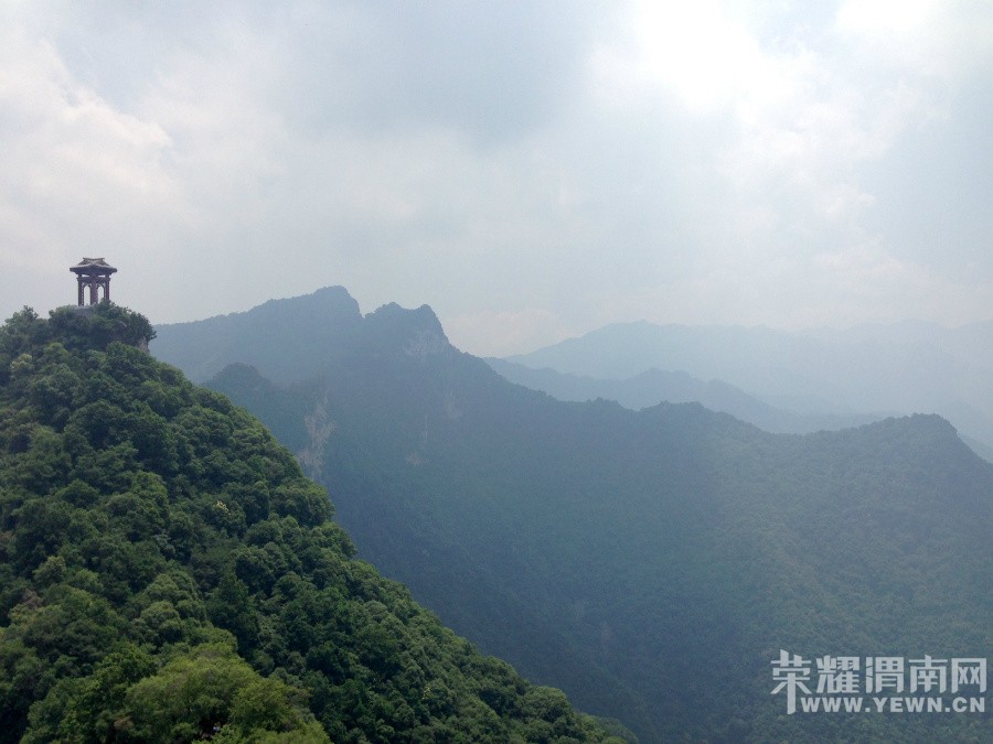 �ٻ�ɽ����ջ��