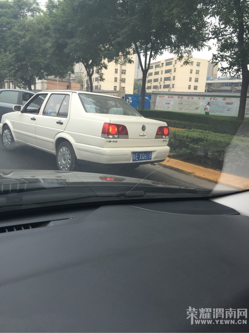 080747m9p011f9zxxff01o.jpg