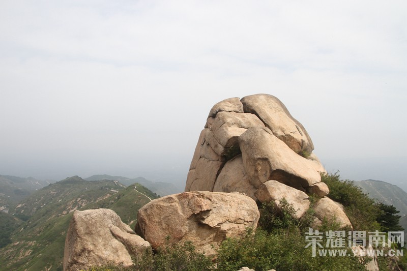 ����Ͽ�鱦����ɽ�μ�