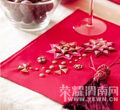 �����ջ��캬үү�ݵĲ裬����ʢ����Լ����ѷ���ѩ����Щ�����Ĺ��絽�׸�����Ѱ..