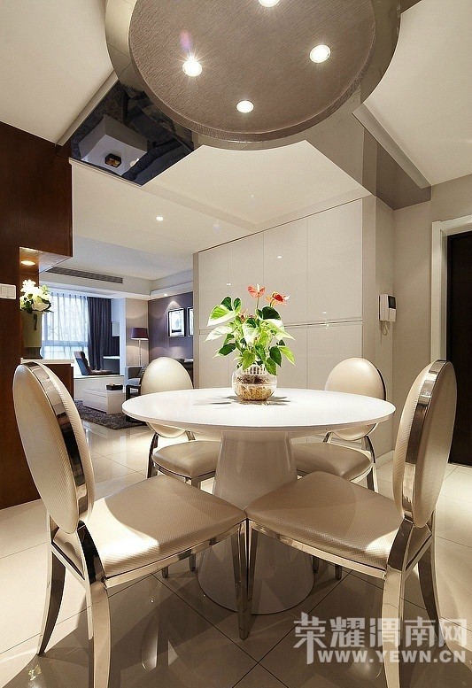 ����Ħ��������һ�����ڵļ�Լסլ��