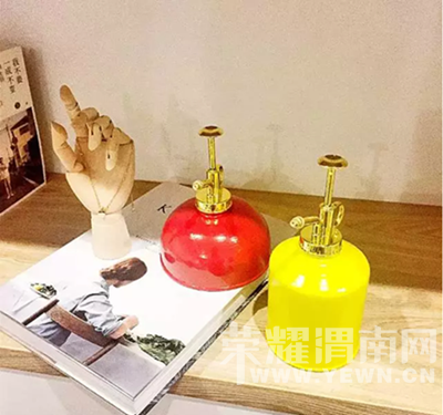 ��ɫ�ʴ����˶�һ�޶��Ļ���С�ݣ�ԭ����ƫ�˵ı�ŷ��Ҳ������ô����