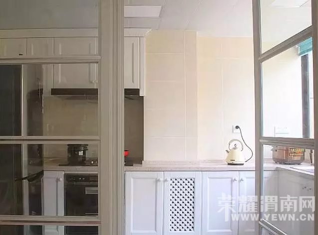 ��ɫ�ʴ����˶�һ�޶��Ļ���С�ݣ�ԭ����ƫ�˵ı�ŷ��Ҳ������ô����