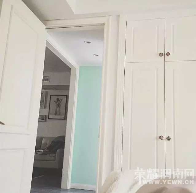 ��ɫ�ʴ����˶�һ�޶��Ļ���С�ݣ�ԭ����ƫ�˵ı�ŷ��Ҳ������ô����