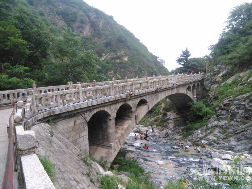 ����֮һ�Ļ�ɽ