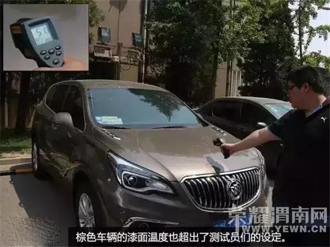 μ�ϱ�ذ�ɫ�����������İ�ɫ����ɫ�ĸ��������أ�