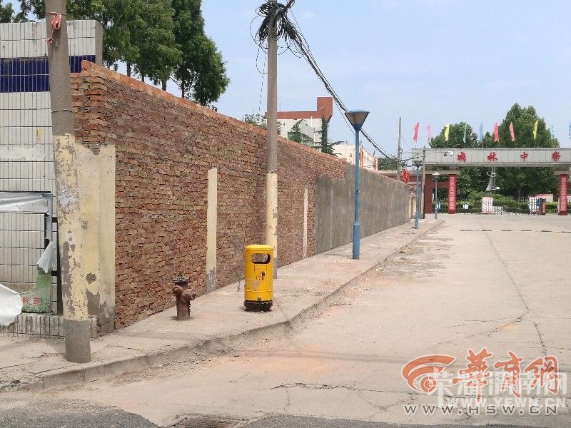 ��ѧ�Խ��䶾��? ��������Ӧ:��ǿ�Ƹ�����������