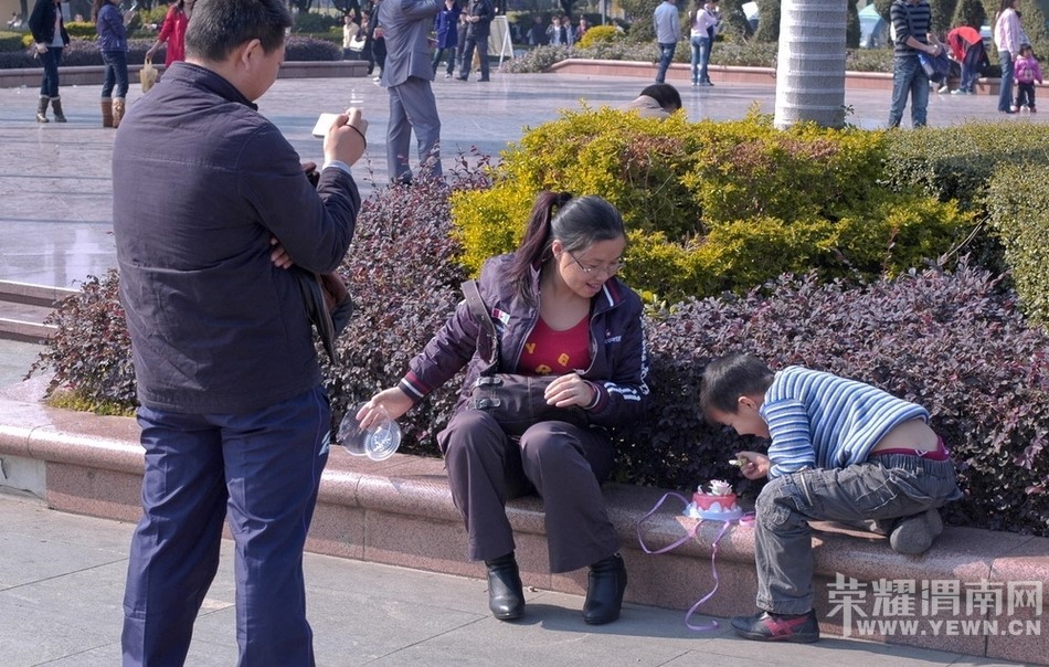 �й����죺���ߺ����ǵĺ��� �п���Ҳ�����ᣨ������ͼ��