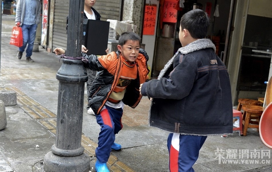 �й����죺���ߺ����ǵĺ��� �п���Ҳ�����ᣨ������ͼ��