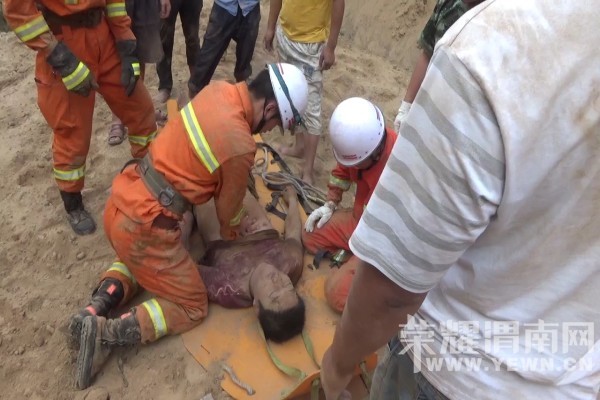 �ڻ���������μ�������������ֽ���Ӫ��