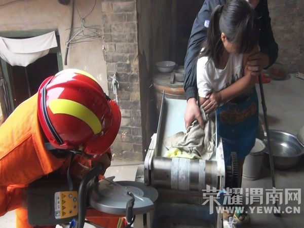 ����Ů����ָ����ѹ��� ����Աǿ���и�ʩ��