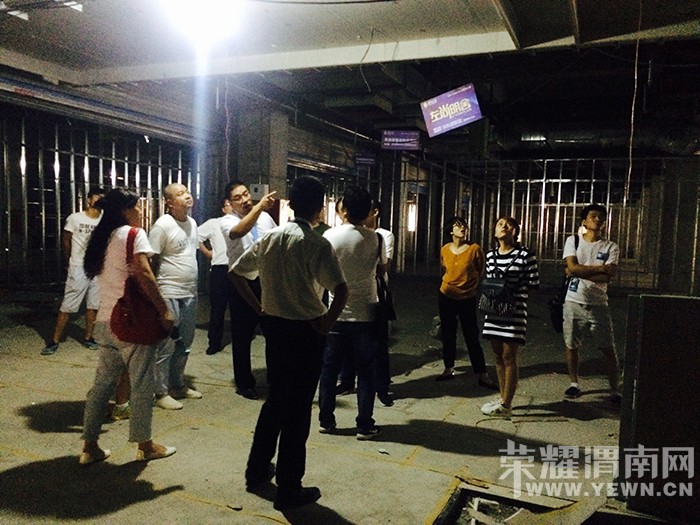 ��Ȼ֮��μ�ϵ��̻�װ�޶�Ա��̸�ᣡԤ��11��15�տ�ʼ��Ӫҵ��