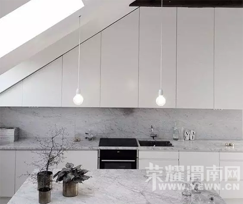 �����������ϣ����ɽ��ǧɽ��ˮ��������Ȼ�������з��䣿��