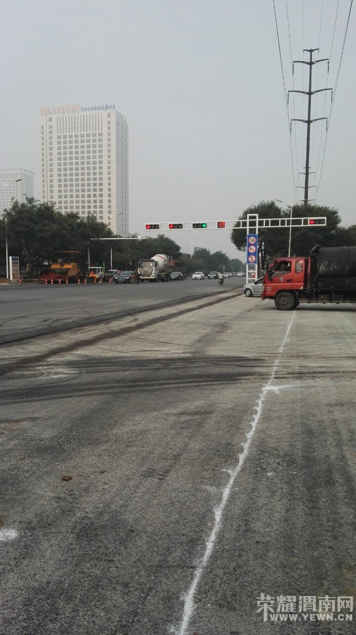 �������յ�����·ӭ��ȫ�����г���������