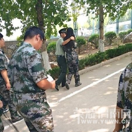 �̹ٱ���Ů�����׵���