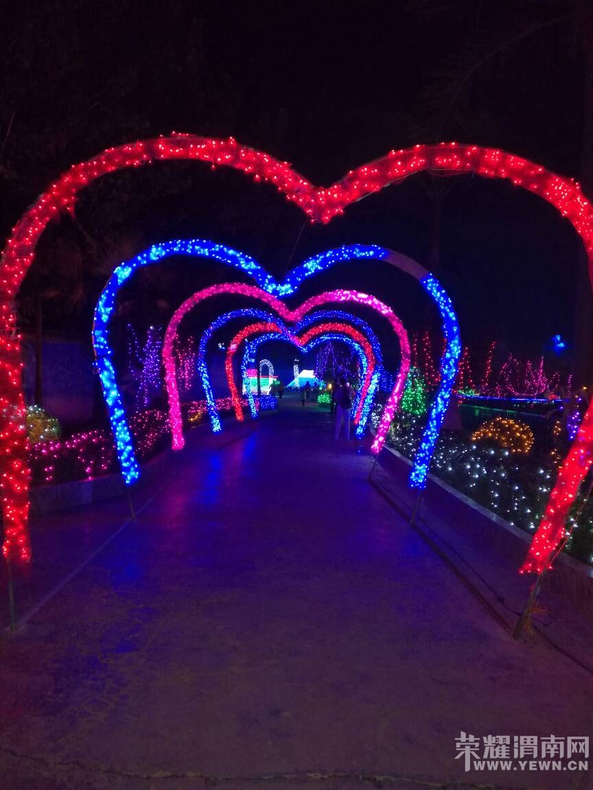 ���й����λõƹ�� ��Ư���ĵƣ�