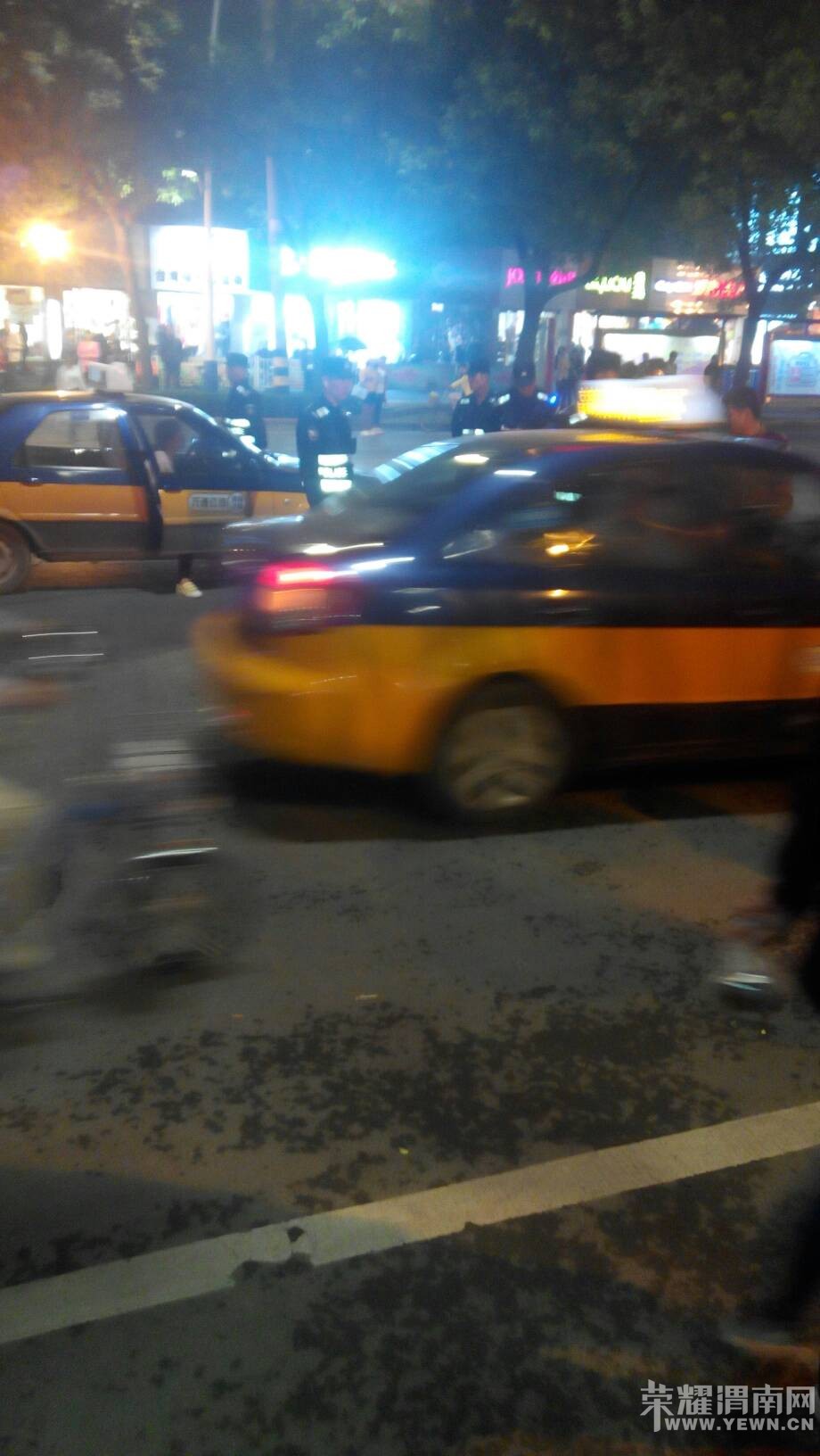 ��óʮ�֣����⳵VSĦ�г���������Ħ�г��Ҵ����ϵģ�