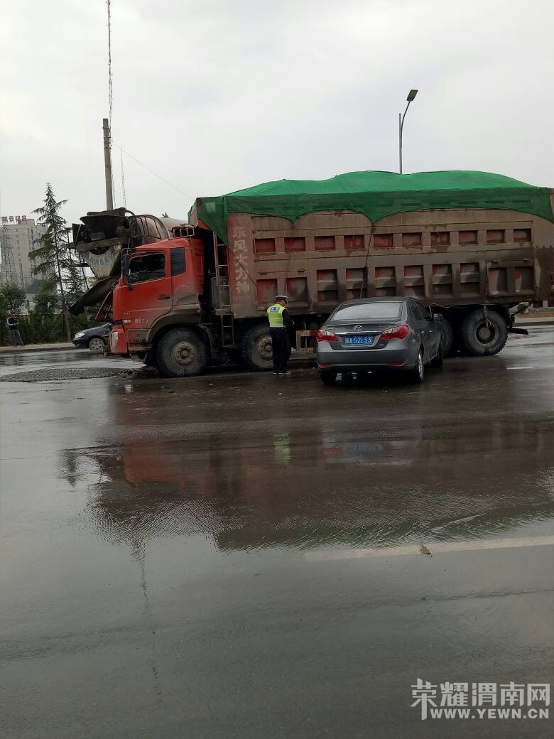 μ��·�����������ްԡ���ܡ���С���ѾͲ�Ҫ��ǰΧ���ˣ�