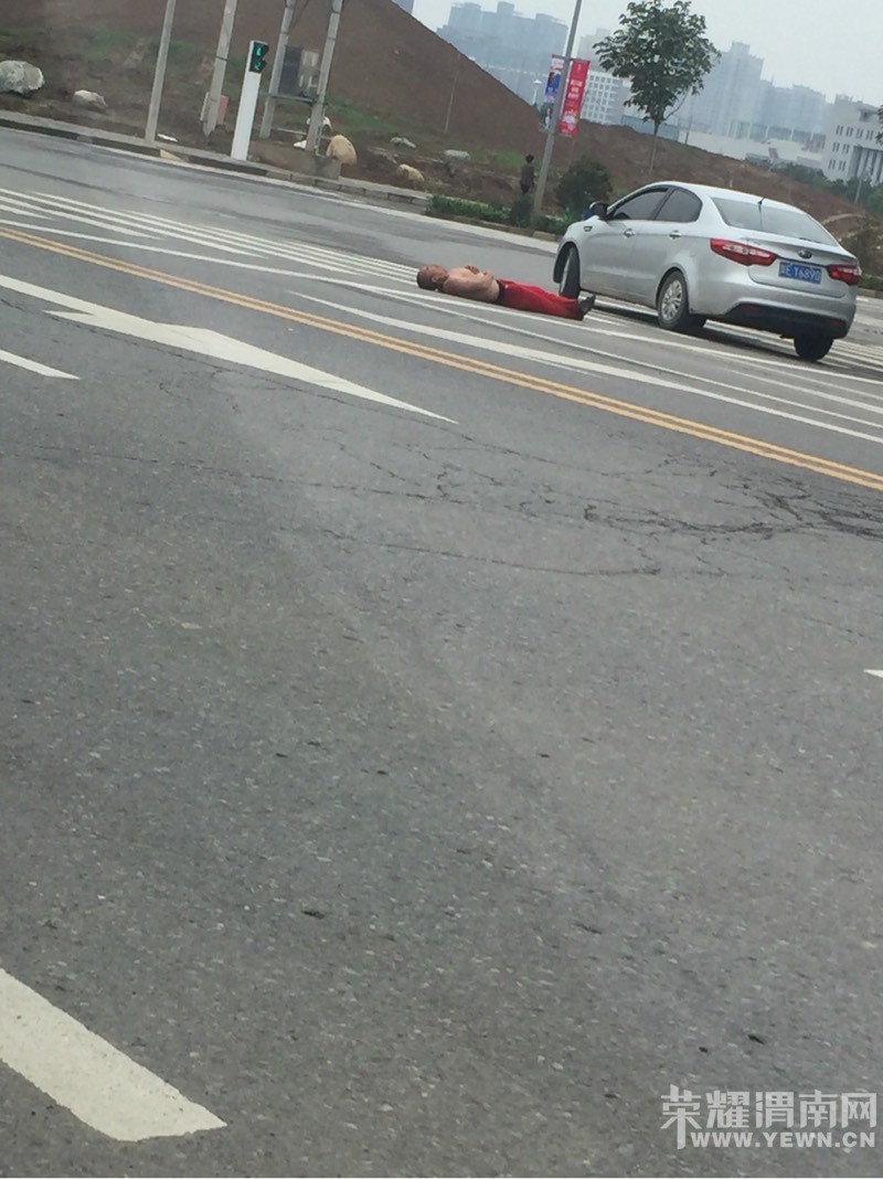 μ�Ӵ��������˹��Ű�������·�м䣬�������ɶ����