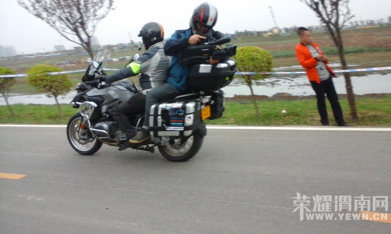 ��μ�ϵ̶�·�ۿ����г���