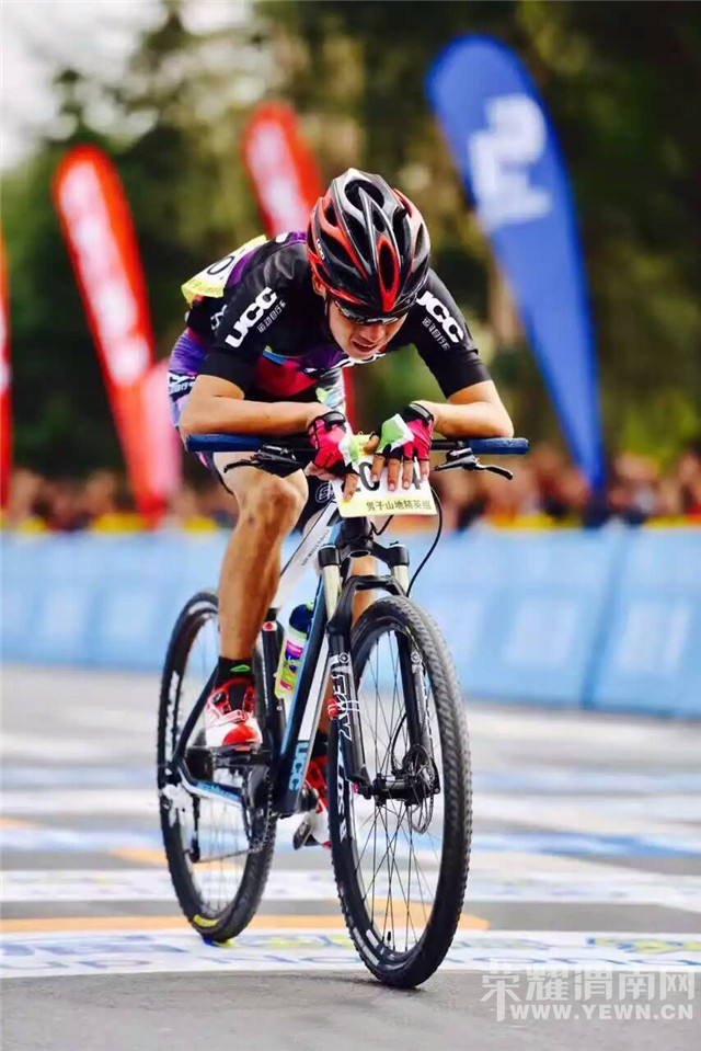 ��Ҫ����Щ���ܵ���ΪӰ�����Ƕ����г�����֧�ֺ͹�ע��