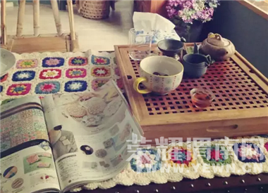 ���ѼҺ͹����һ�Ϊһ�壬��ɻ��г��������ݣ��Գ���һ�����Ź�ҵ������Լ�