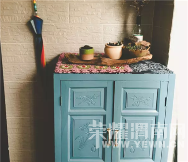 ���ѼҺ͹����һ�Ϊһ�壬��ɻ��г��������ݣ��Գ���һ�����Ź�ҵ������Լ�