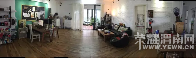 ���ѼҺ͹����һ�Ϊһ�壬��ɻ��г��������ݣ��Գ���һ�����Ź�ҵ������Լ�