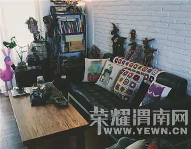 ���ѼҺ͹����һ�Ϊһ�壬��ɻ��г��������ݣ��Գ���һ�����Ź�ҵ������Լ�