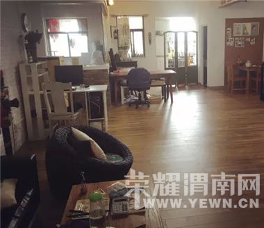 ���ѼҺ͹����һ�Ϊһ�壬��ɻ��г��������ݣ��Գ���һ�����Ź�ҵ������Լ�