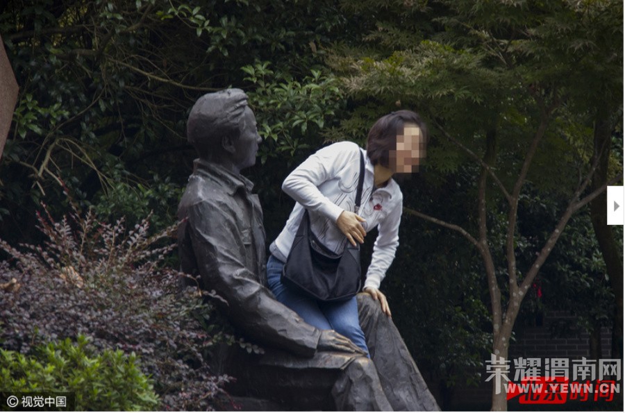 ������ʱ�䡰�ο���ë��ϯ������������� ��§�ֱ�