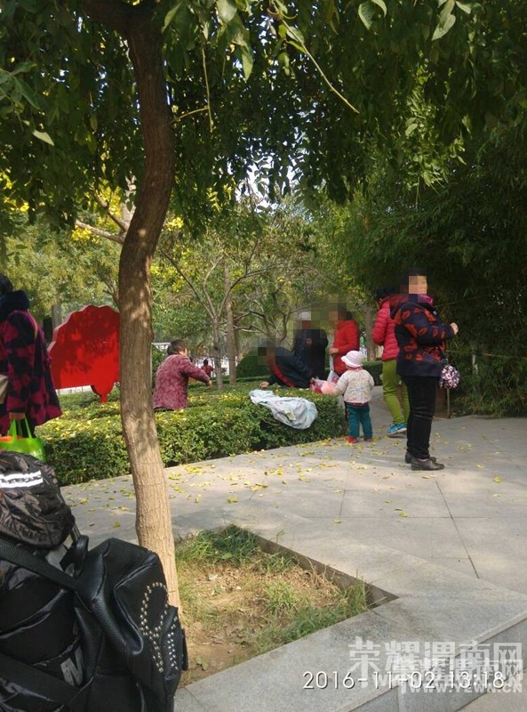 ���·�ͳ���·ʮ�ֵ�һĻ����Ͳ����㣬����������