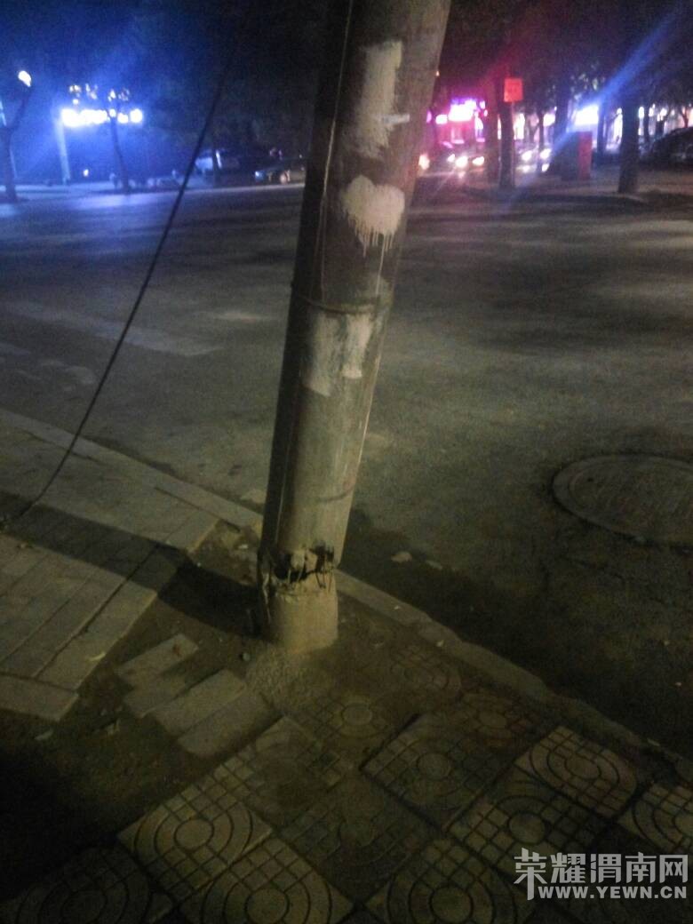 վ��·������·�ڹ��޶��ߣ�������߸�ҡҡ��׹����