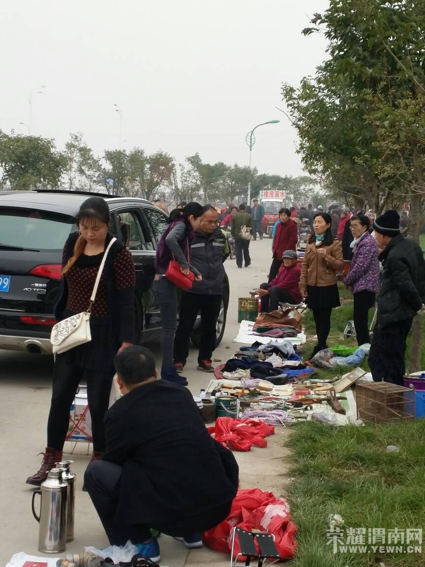 ����˵�ĳ��� ��һ����̫̫��ײ��