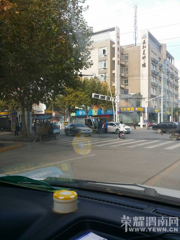 ��Ȼ���˺ͻ�����ɨ��ײ�ˣ��⿪��������Ҳ������