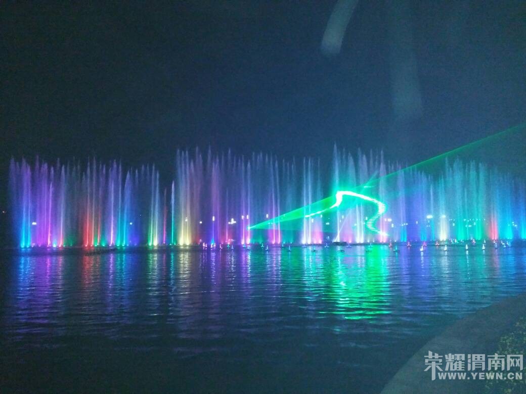 �Ͻ��˹����ϵ�������Ȫ��Ư���ĺ�