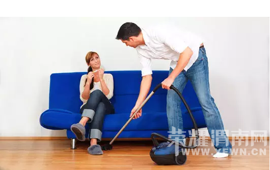 �ĸġ��ҾӶ��ߡ���ÿ�����϶�˯һСʱ