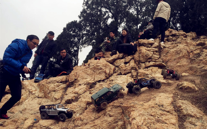 μ��������ôһȺ�ˣ��������������ɷɻ���