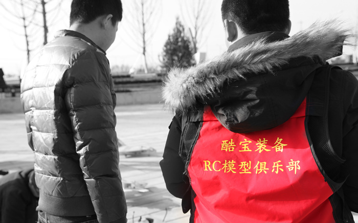 μ��������ôһȺ�ˣ��������������ɷɻ���