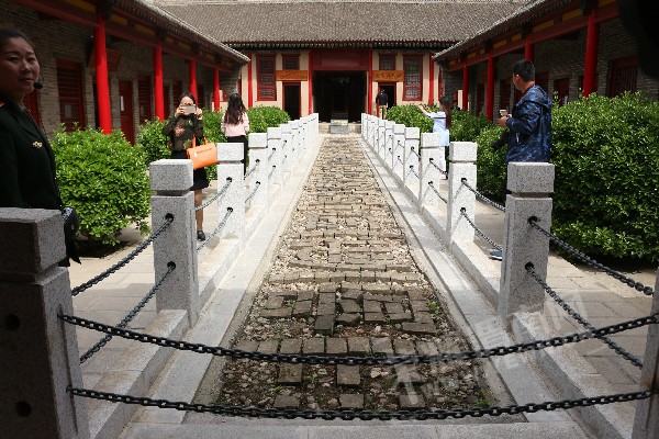 xianliexianxueqianjin.jpg