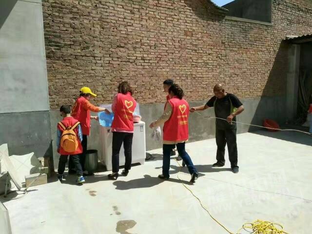 4月29日为留守老人献爱心志愿服务活动总结