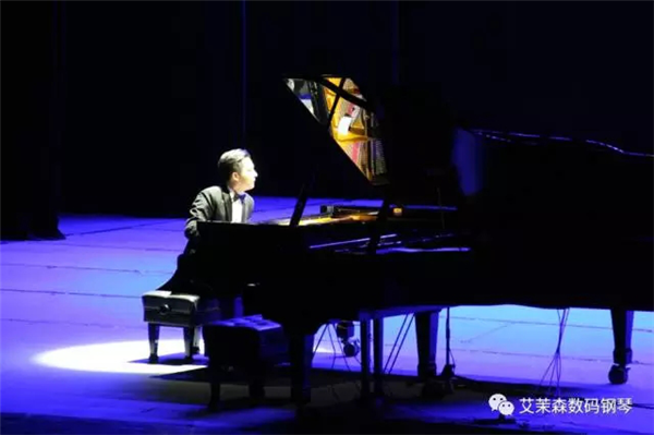 巡演音乐会&珠江恺撒堡之夜|中国肖邦钢琴家