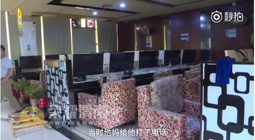 大学生在网吧写论文猝死,大家觉得网吧是否该