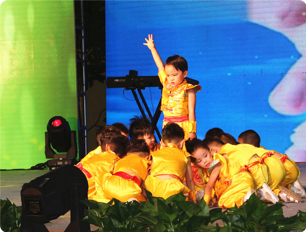 诺贝尔幼儿园第一届六一儿童节文艺汇演完美