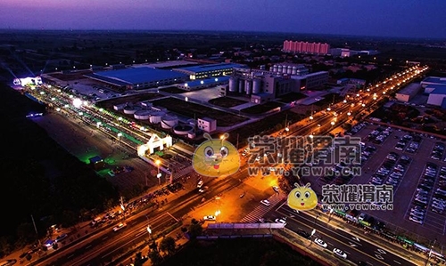 一口榨菜就白酒,骑着单车遛一遛,感谢高房价让