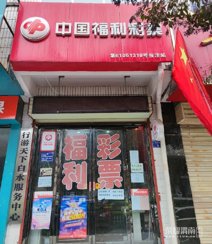 172127uqpo5xap48i5i8m4.jpg