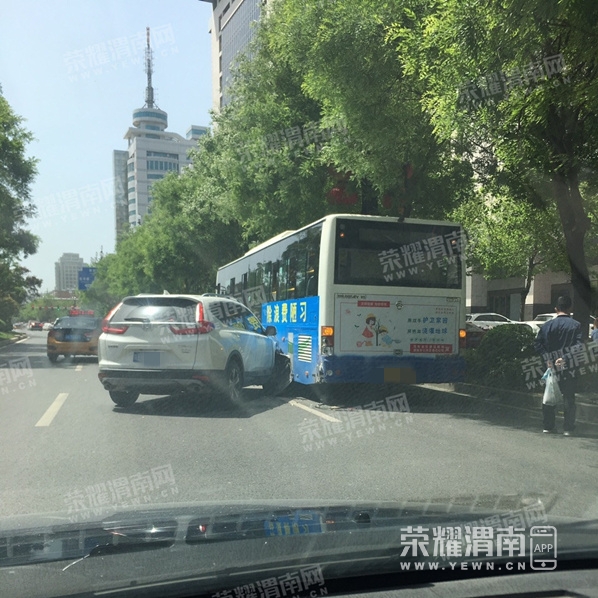 114026yaqzriw45rr4irjj.jpg