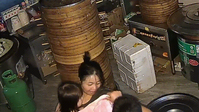 150909e0awbpptwsimzahm.gif