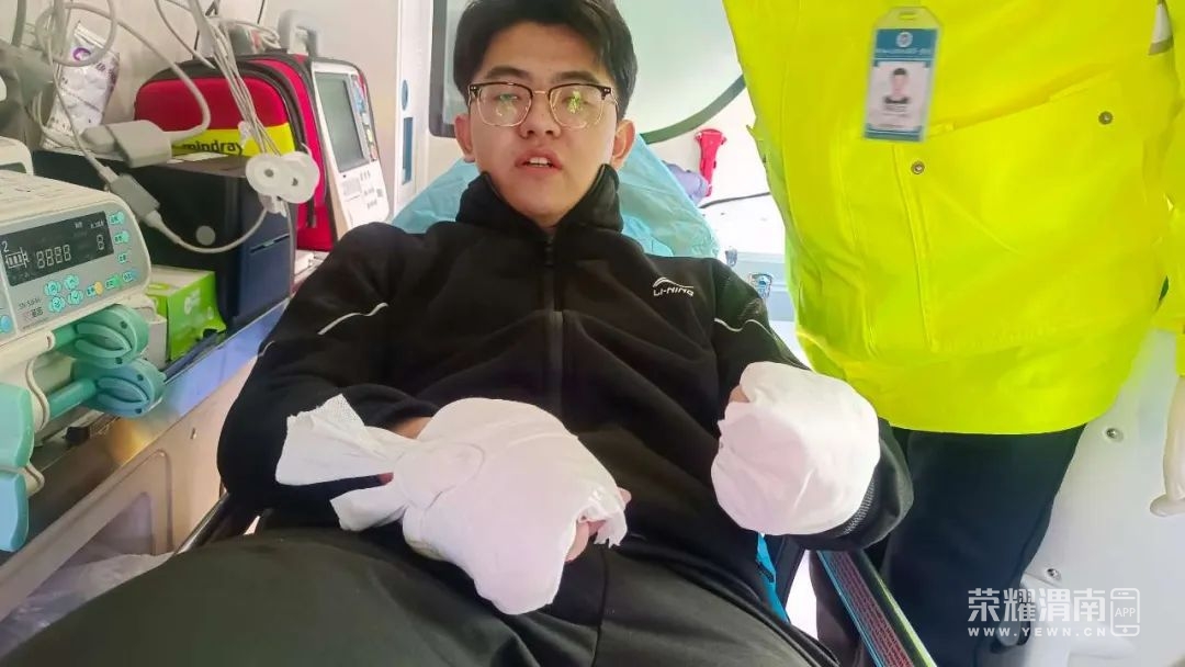 170540c23vjdsmdk5j3lss.jpeg