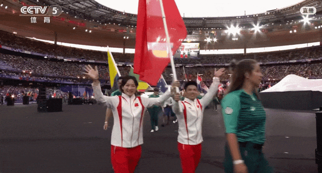 171205m2euy4d4sfq2eqcd.gif